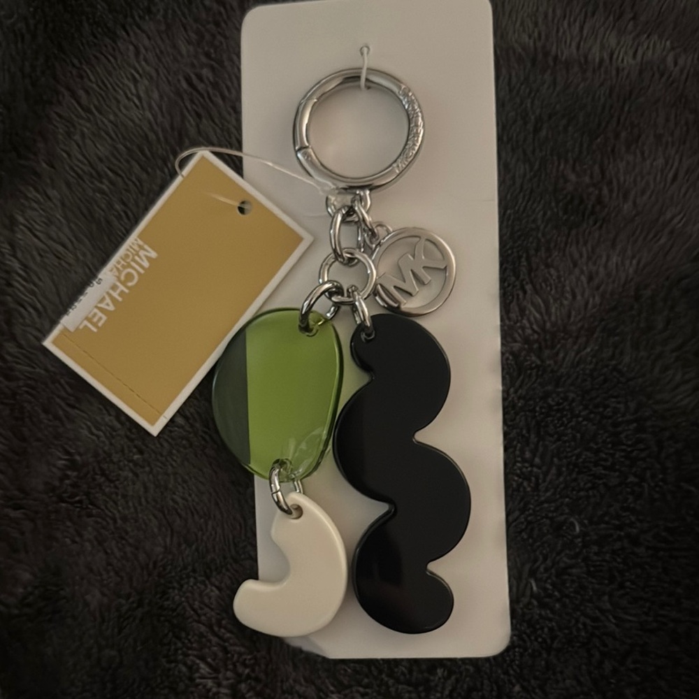 Michael Kors Keychain - Picture 2 of 2